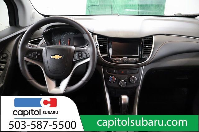 Used 2022 Chevrolet Trax LT w/ LT Convenience Package image 15