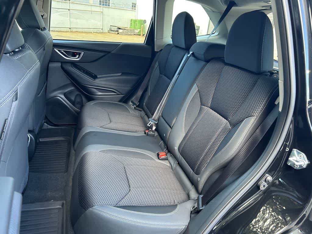 Used 2024 Subaru Forester Premium AWD/4WD image 14