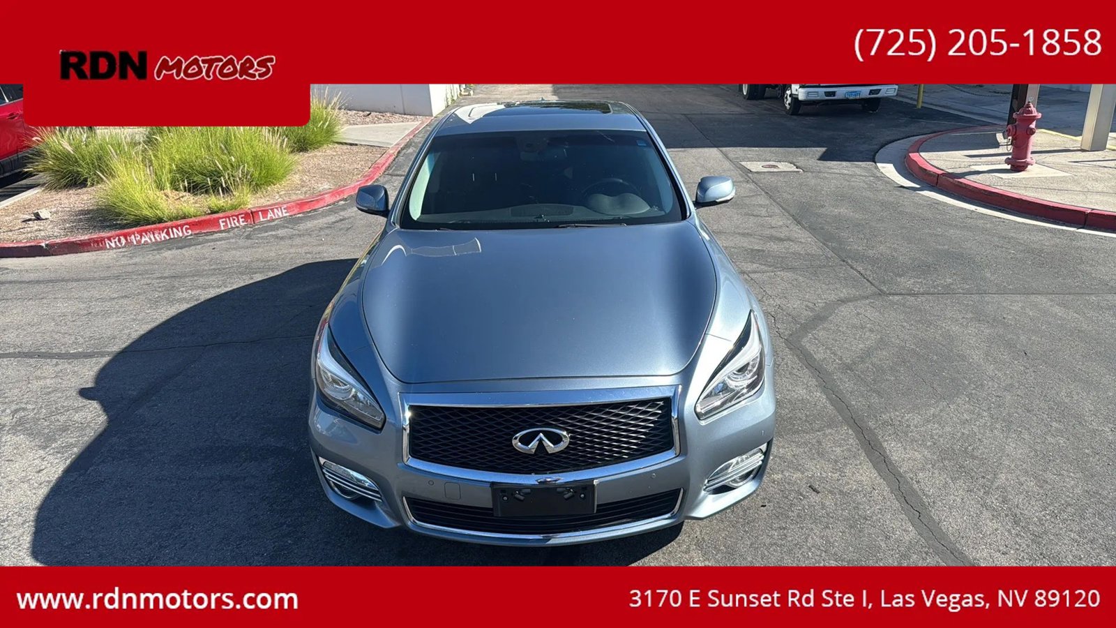 Used 2018 INFINITI Q70 Luxe RWD image 3