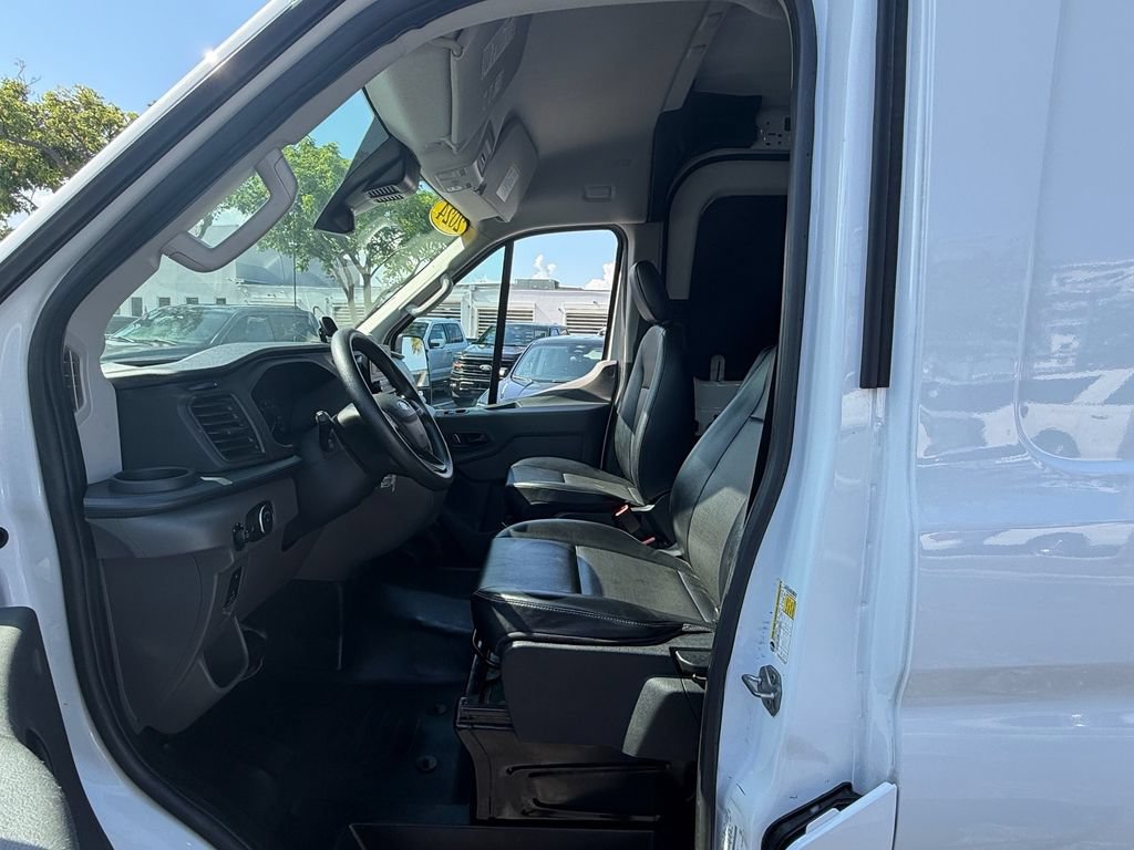 Used 2024 Ford Transit 250 148 Medium Roof w/ Load Area Protection Package RWD image 6