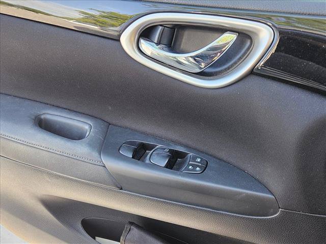 Used 2017 Nissan Sentra SV FWD image 11