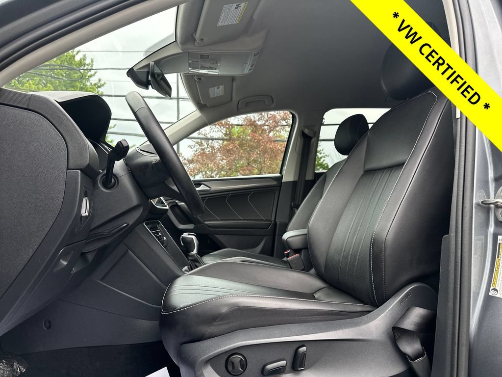 Certified 2024 Volkswagen Tiguan SE AWD/4WD image 9