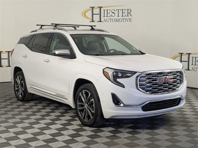 Used 2020 GMC Terrain Denali w/ Denali Premium Package image 2