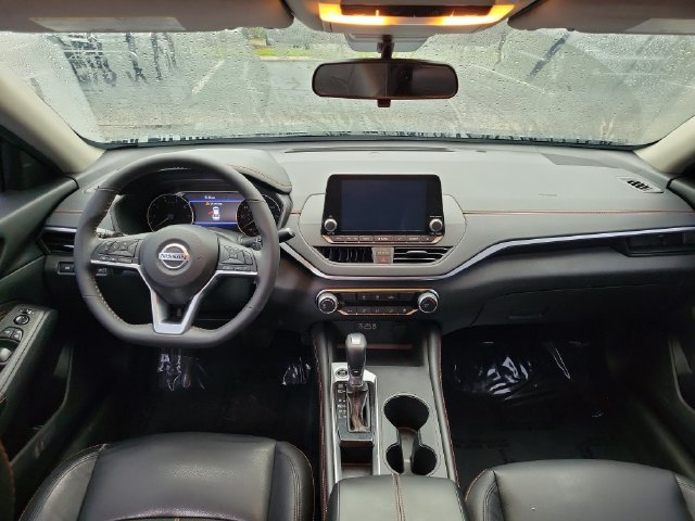Used 2022 Nissan Altima 2.5 SR FWD image 10