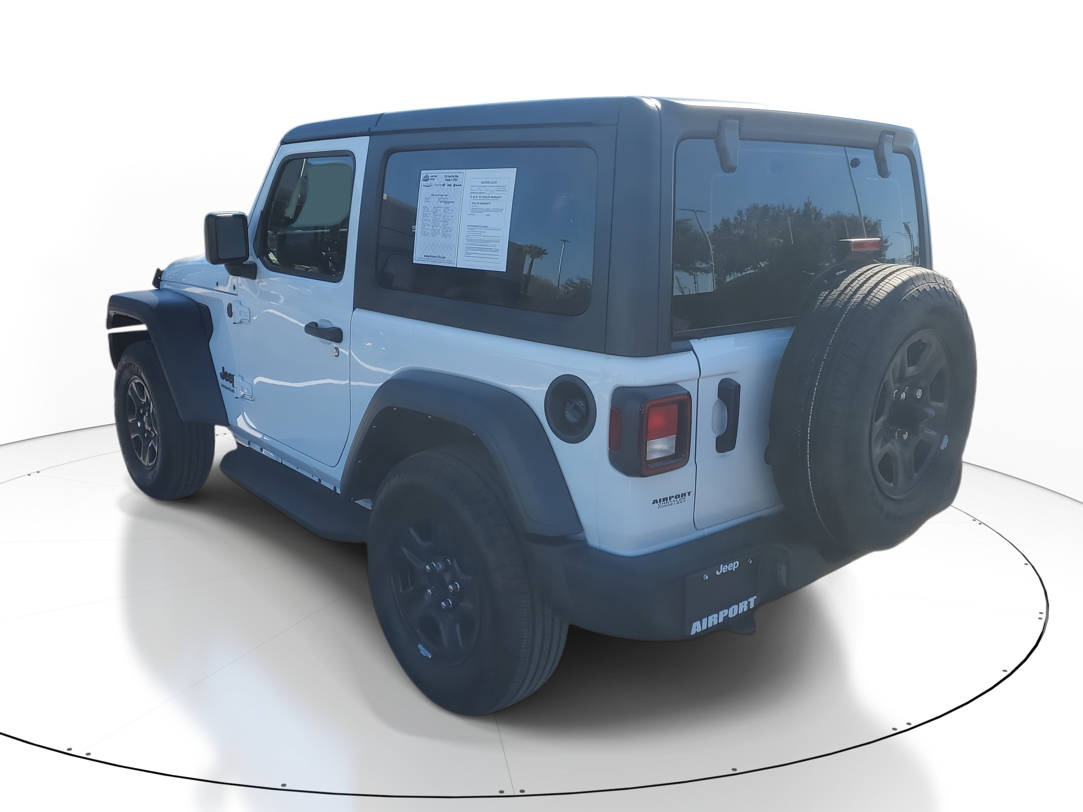 Used 2025 Jeep Wrangler Sport image 4