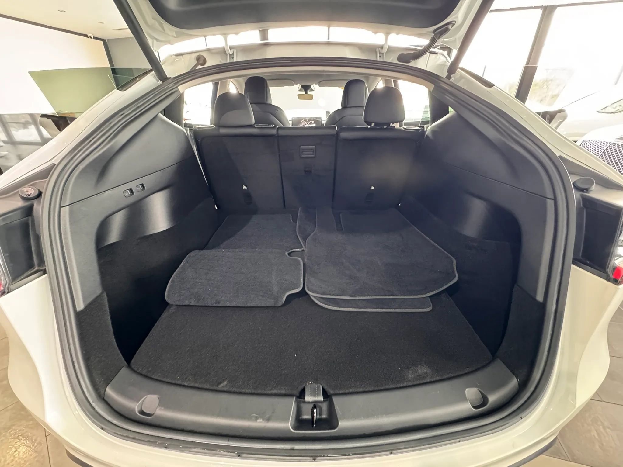 Used 2022 Tesla Model Y Performance image 20