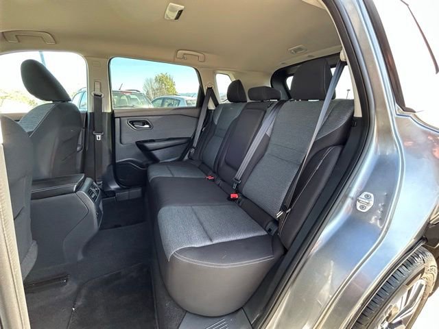 Used 2021 Nissan Rogue SV AWD/4WD image 38