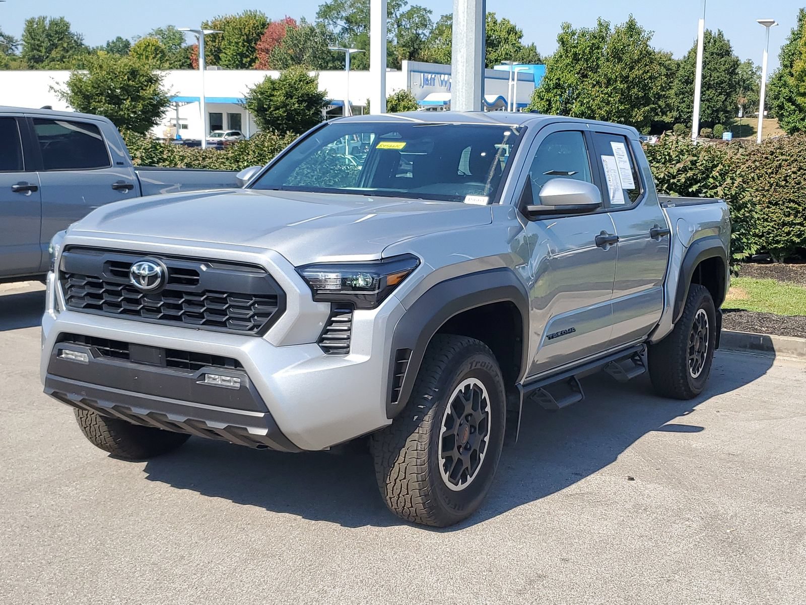 Certified 2026 Toyota Tacoma TRD Off-Road AWD/4WD image 2