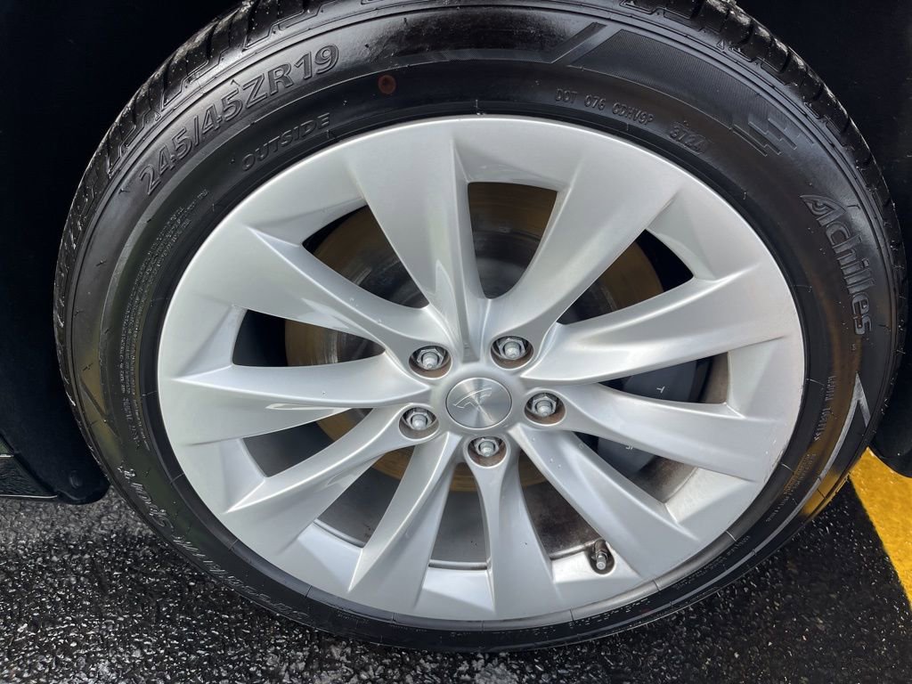 Used 2019 Tesla Model S 100D image 28