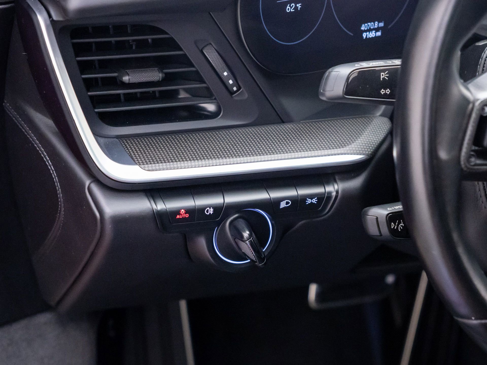 Certified 2022 Porsche 911 Turbo S image 20