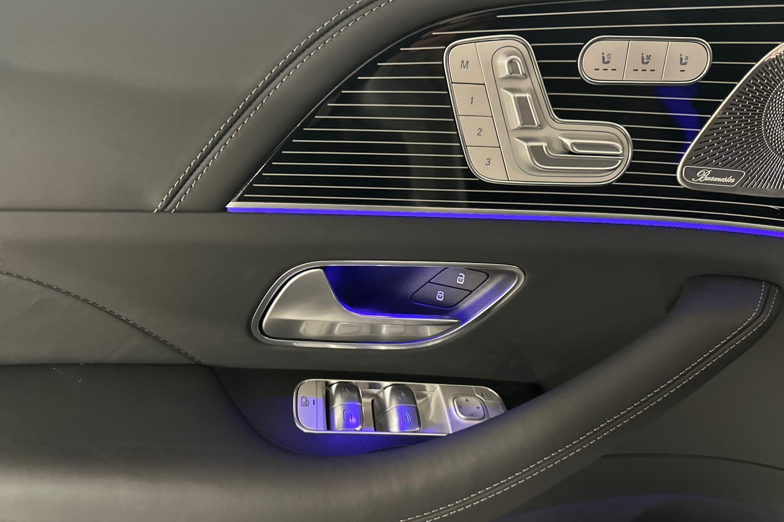 New 2026 Mercedes-Benz Maybach GLS 600 4MATIC image 10