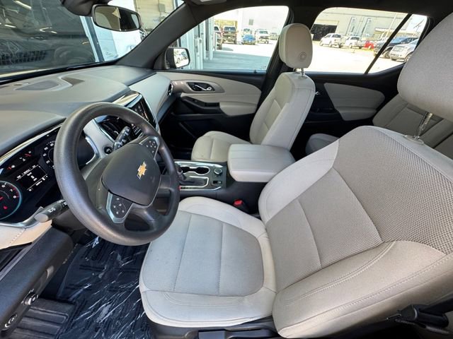 Used 2023 Chevrolet Traverse LS w/ Safety Package image 28