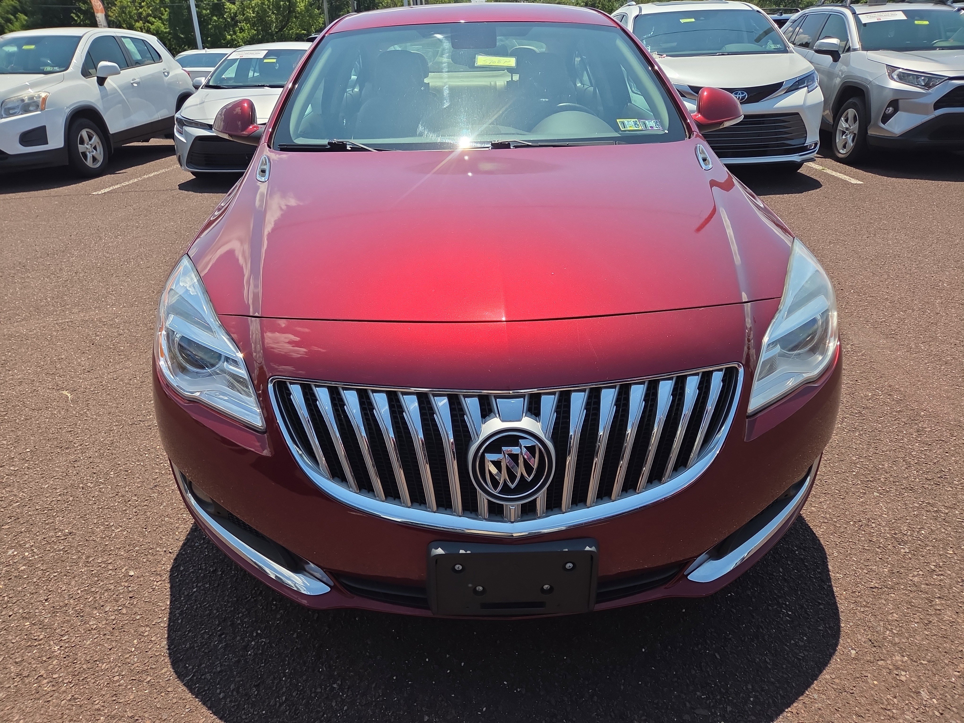 Used 2016 Buick Regal image 8
