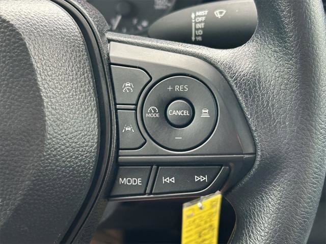 Certified 2025 Toyota Corolla LE image 34