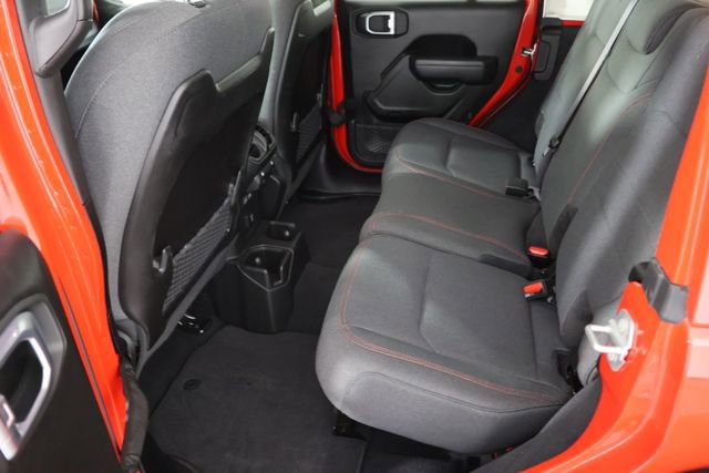 Used 2025 Jeep Wrangler Unlimited Rubicon w/ Convenience Group image 20