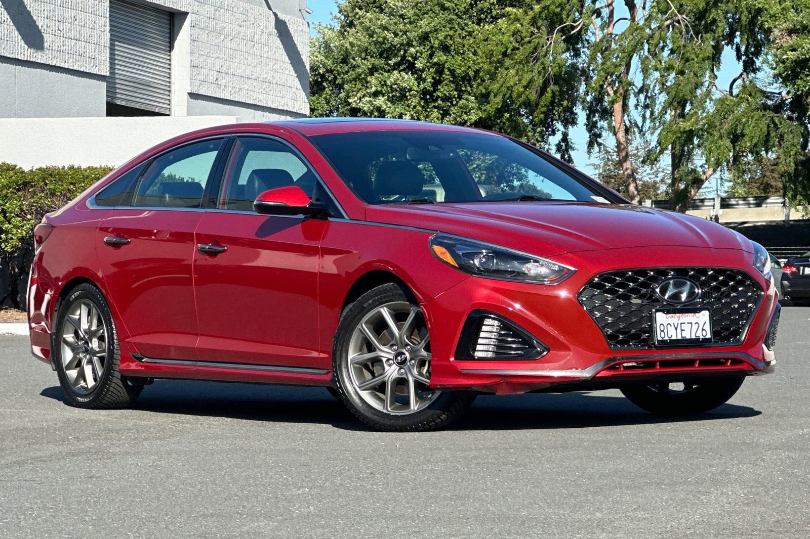 Used 2018 Hyundai Sonata Limited image 2