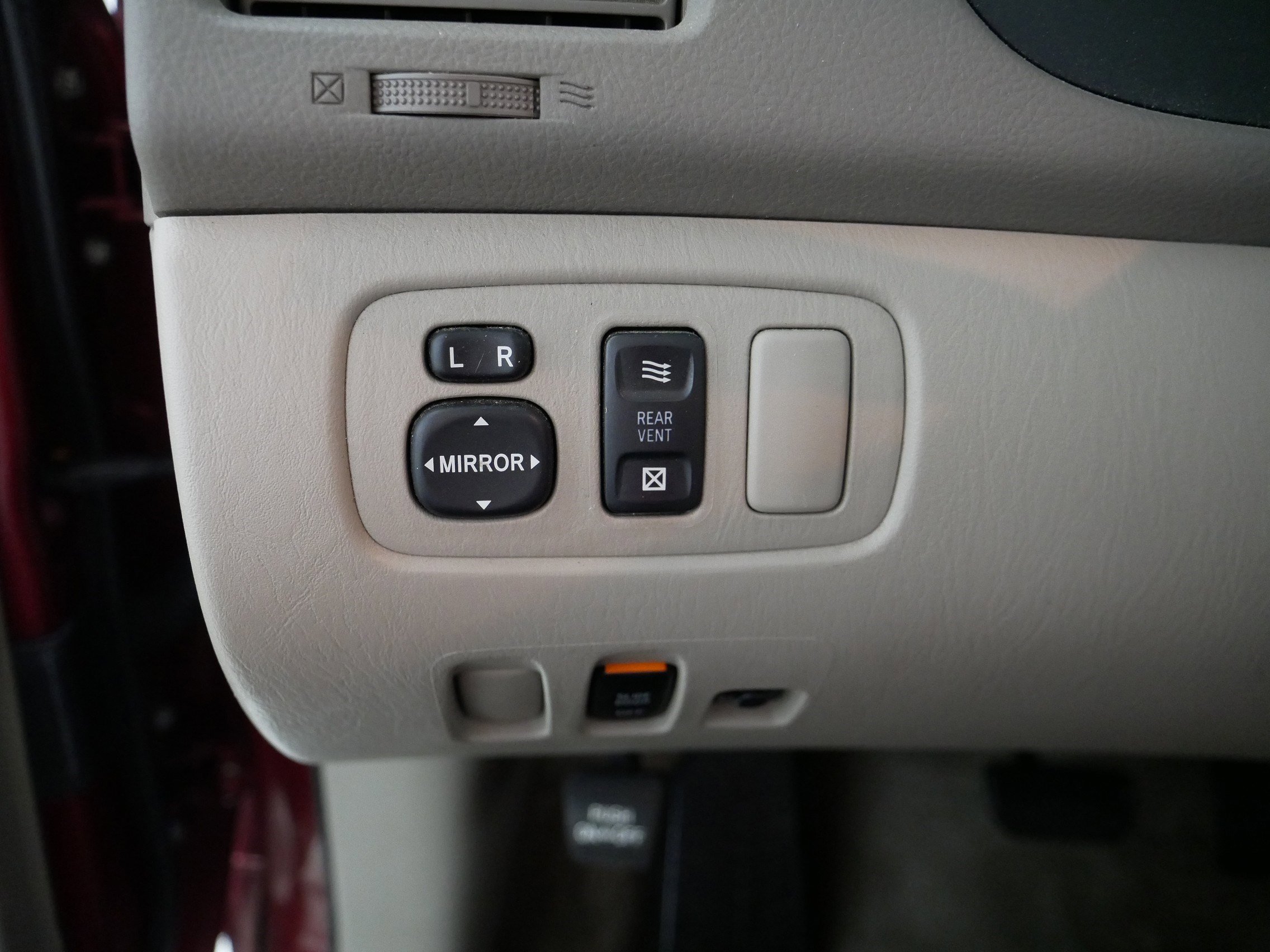 Used 2006 Toyota Sienna LE FWD image 26