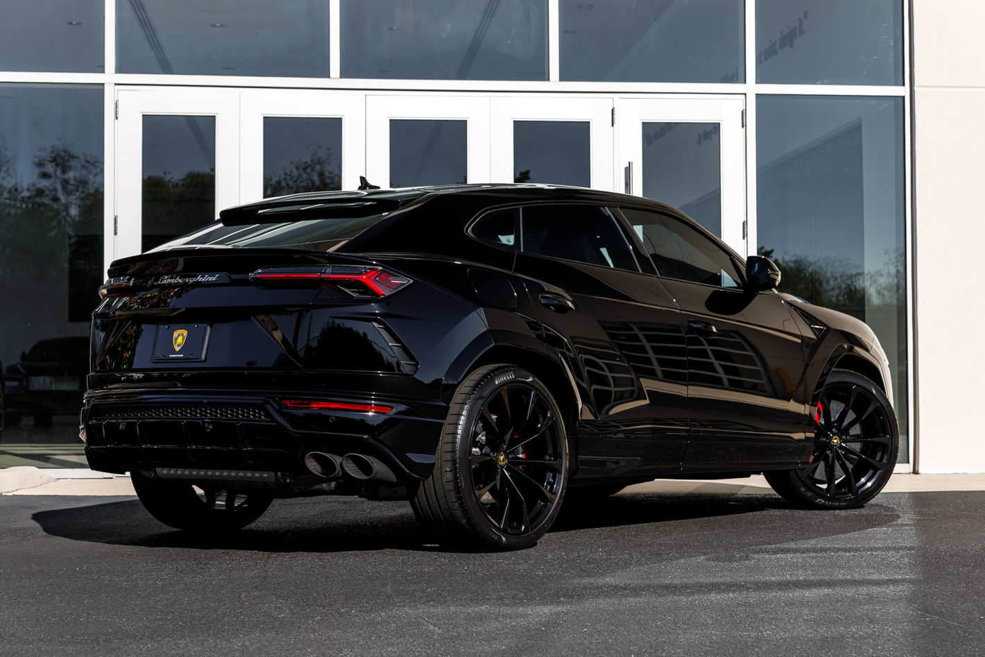 Used 2022 Lamborghini Urus image 10