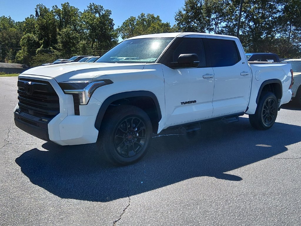 Used 2024 Toyota Tundra SR5 w/ SR5 Premium Package AWD/4WD image 8