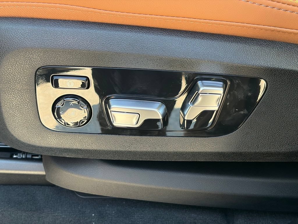New 2027 BMW X7 xDrive40i w/ Executive Package AWD/4WD image 15