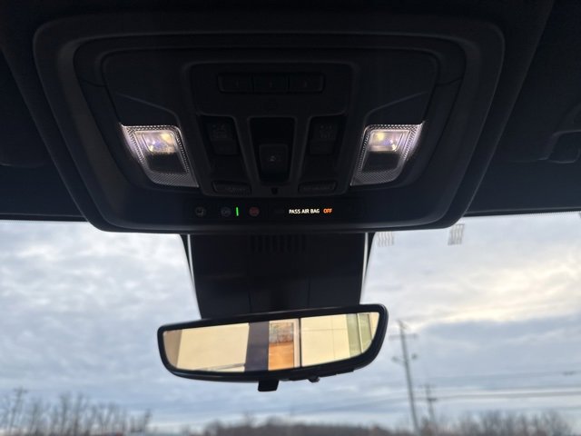 Used 2025 GMC Sierra 1500 Denali Ultimate image 26