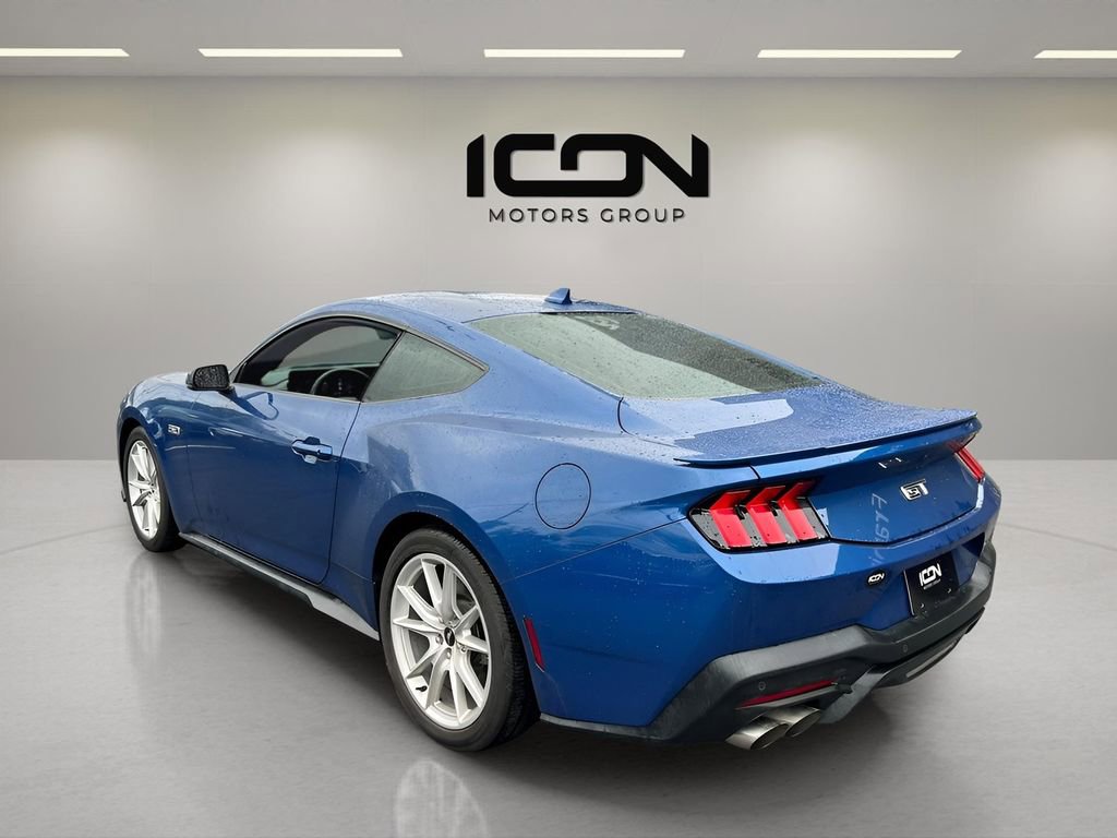 Used 2024 Ford Mustang GT Premium image 3