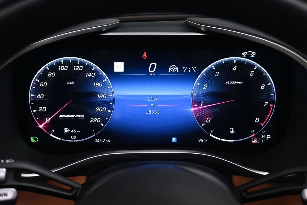 Used 2022 Mercedes-Benz SL 63 AMG 4MATIC w/ Driver Assistance Package image 30