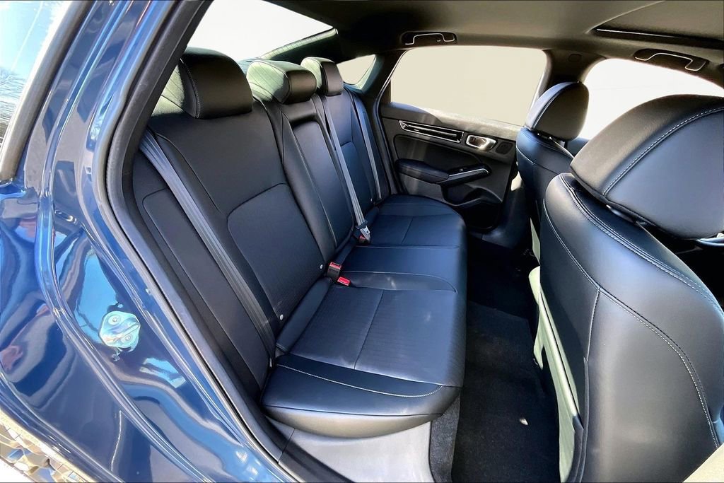 Used 2025 Honda Civic Sport image 19