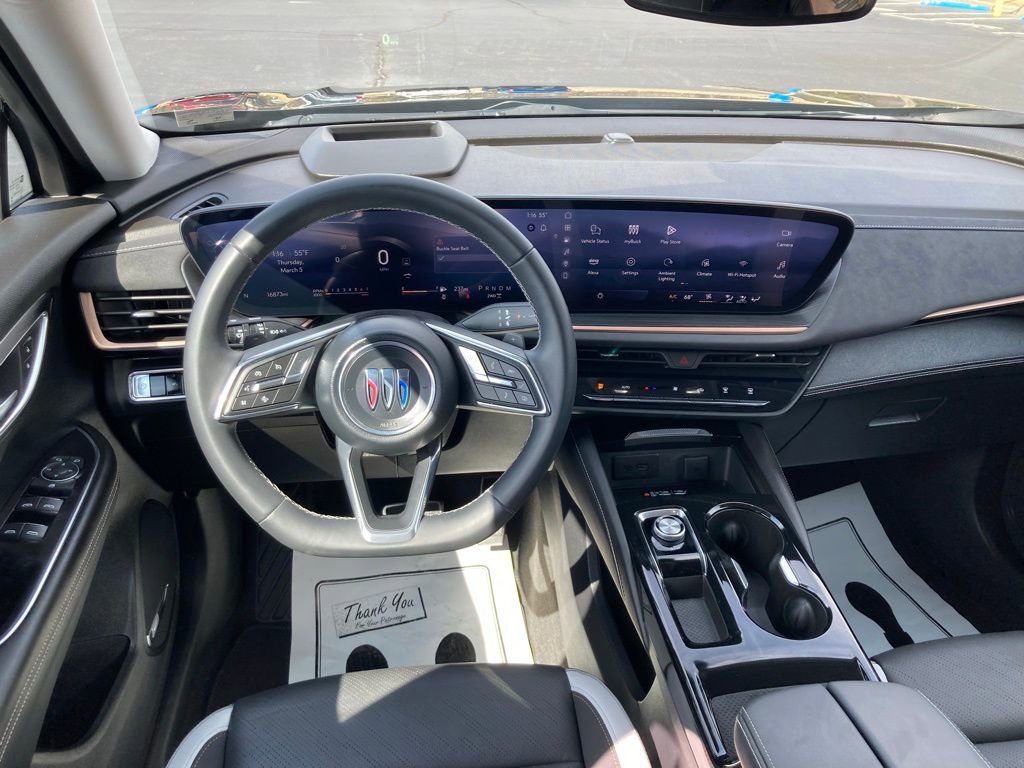 Used 2025 Buick Envision Sport Touring image 9