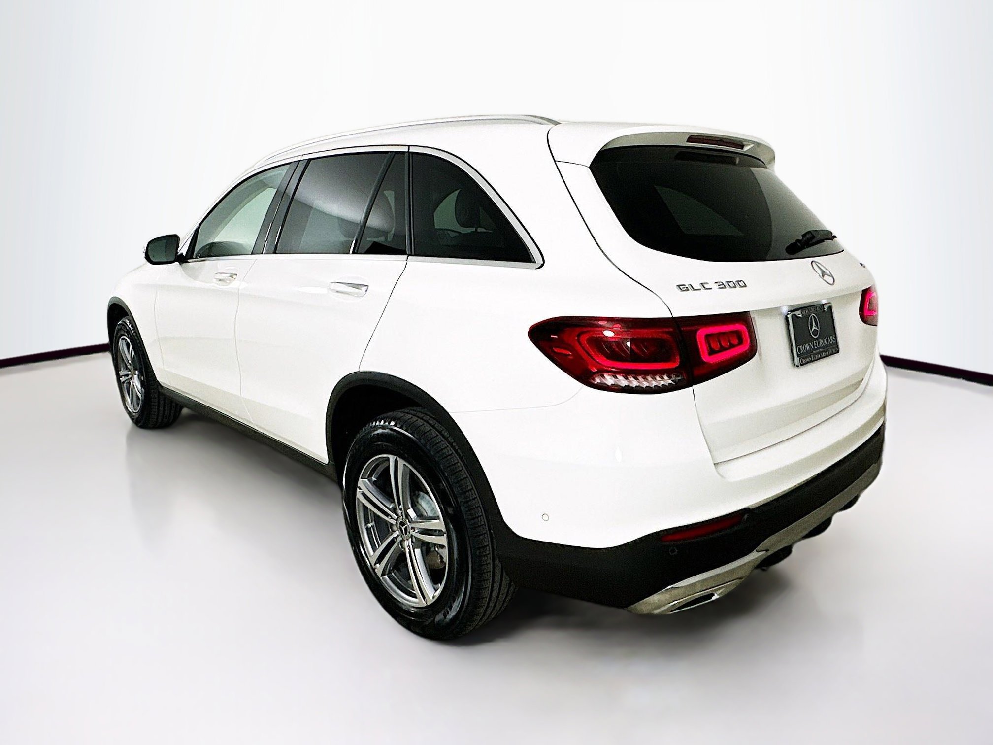 Certified 2022 Mercedes-Benz GLC 300 4MATIC w/ Multimedia Package Lite image 5