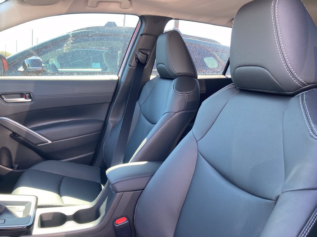 New 2026 Toyota Corolla Cross XLE w/ Convenience Package FWD image 8