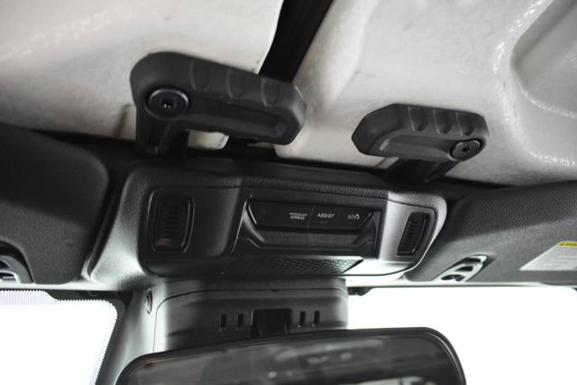 Used 2025 Jeep Wrangler Unlimited Sahara w/ Safety Group AWD/4WD image 26