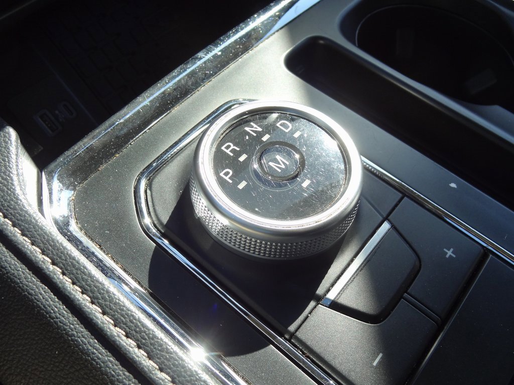 Certified 2024 Ford Expedition XLT image 12