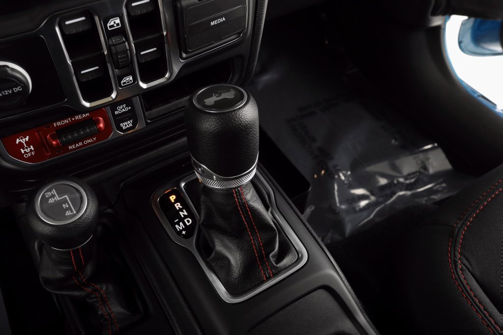 Certified 2023 Jeep Wrangler Rubicon w/ Xtreme 35 Tire Package image 29