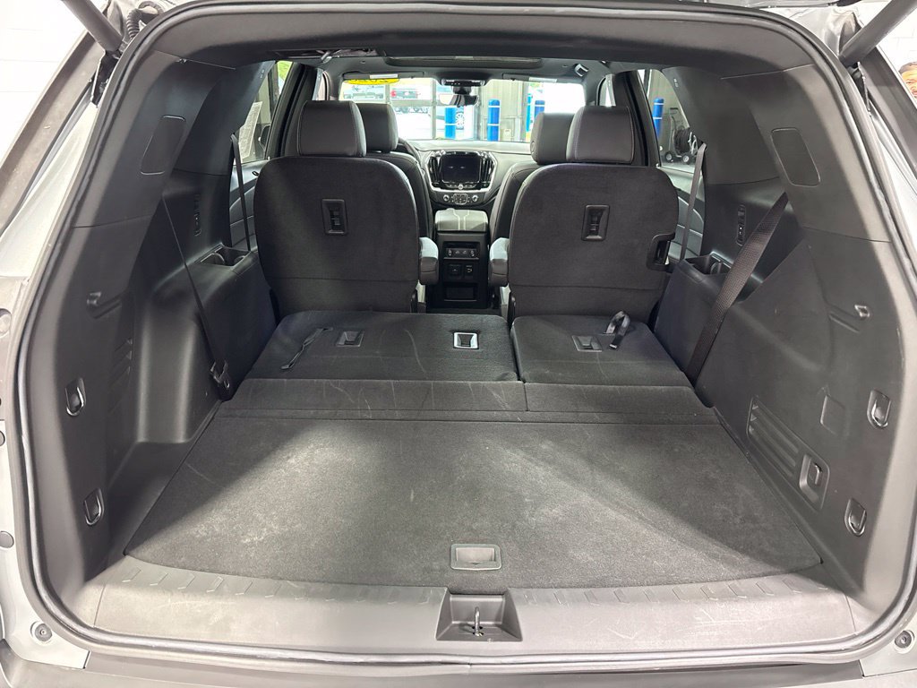 Used 2023 Chevrolet Traverse LT w/ LT Premium Package AWD/4WD image 53