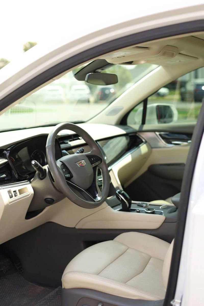 Used 2020 Cadillac XT6 Premium Luxury image 30