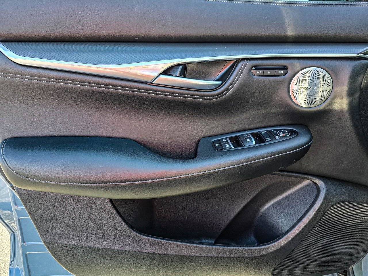 Used 2025 INFINITI QX55 Essential image 10