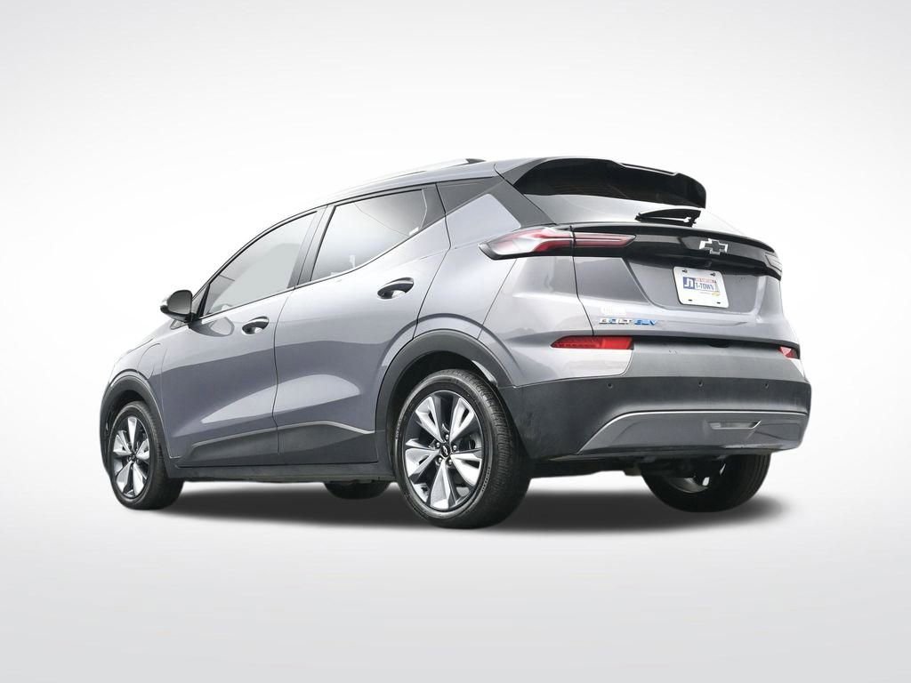 Used 2022 Chevrolet Bolt EUV LT w/ Convenience Package image 40