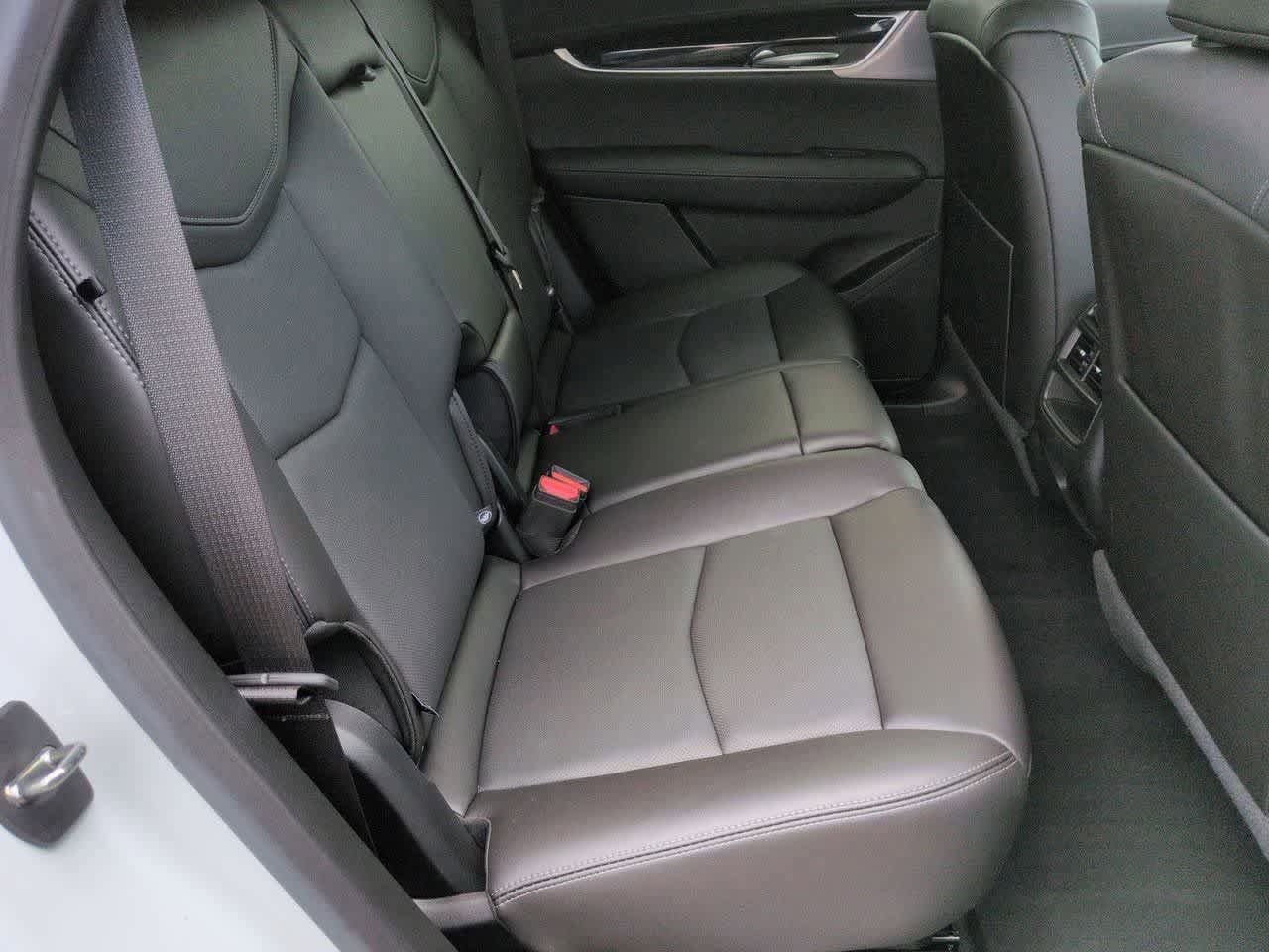 Used 2023 Cadillac XT5 Premium Luxury w/ Technology Package AWD/4WD image 21