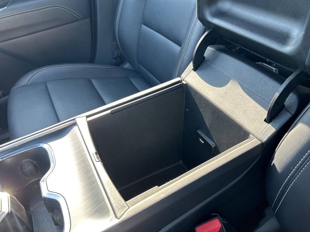 Used 2024 GMC Acadia Elevation image 36