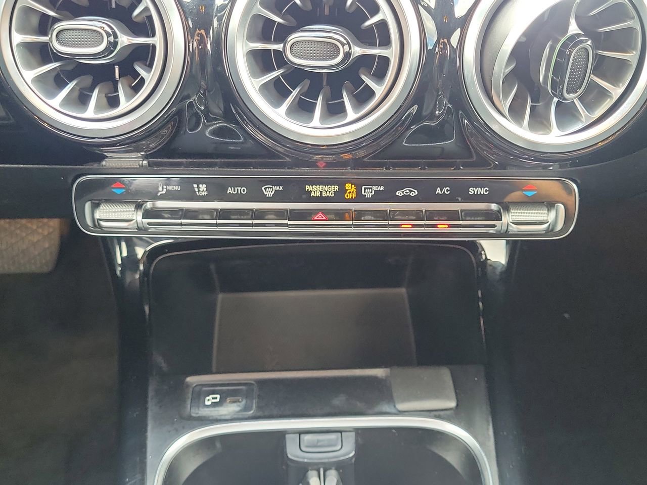 Used 2022 Mercedes-Benz A 220 image 18