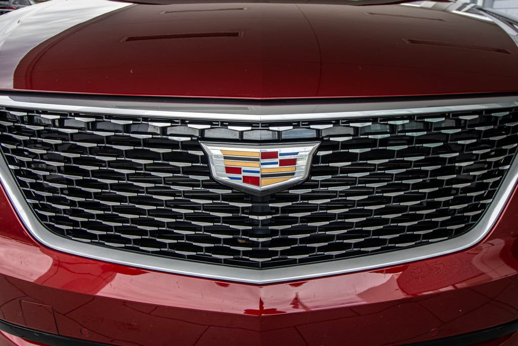 Used 2023 Cadillac XT6 Luxury FWD image 8