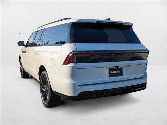 New 2025 Lincoln Navigator L Reserve w/ Jet Appearance Package video 2