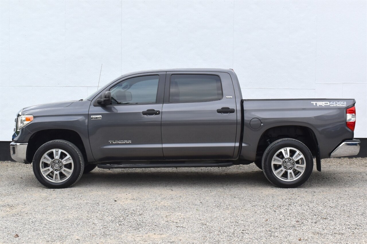 Used 2015 Toyota Tundra SR5 w/ TRD Off Road Package AWD/4WD image 9