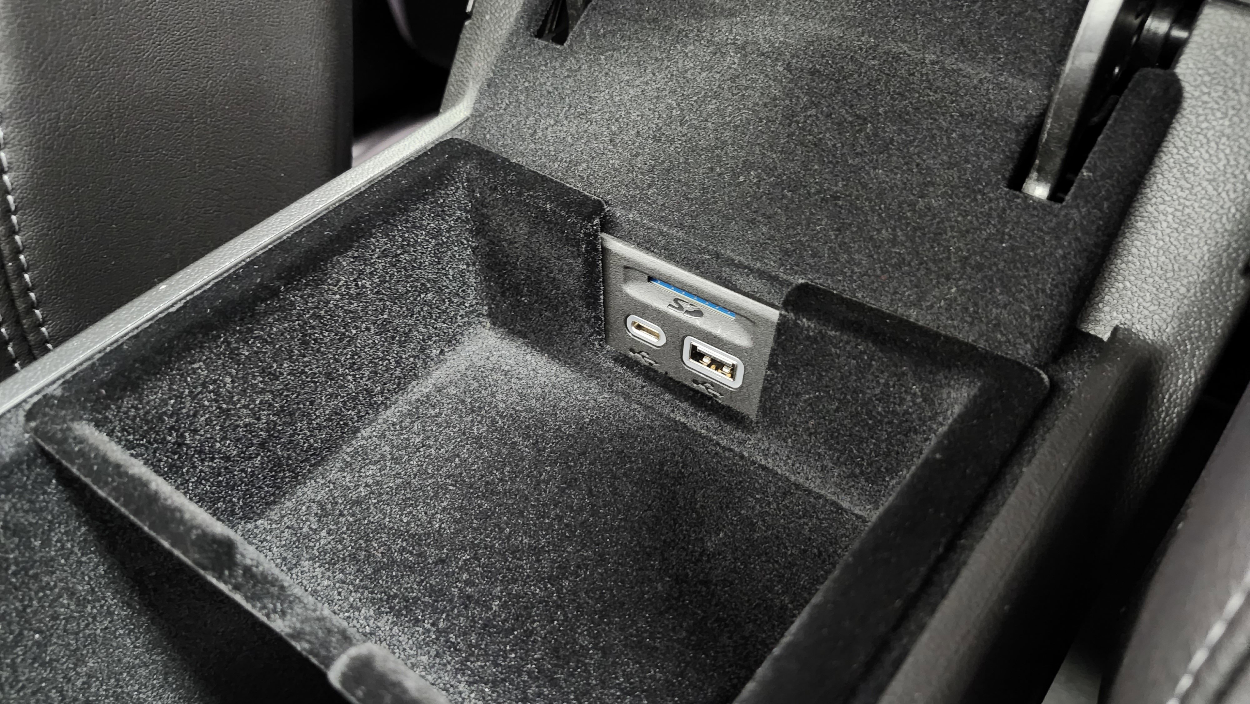 Used 2021 Cadillac XT5 Premium Luxury image 32