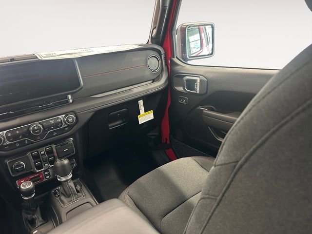 New 2026 Jeep Wrangler Unlimited Rubicon AWD/4WD image 11