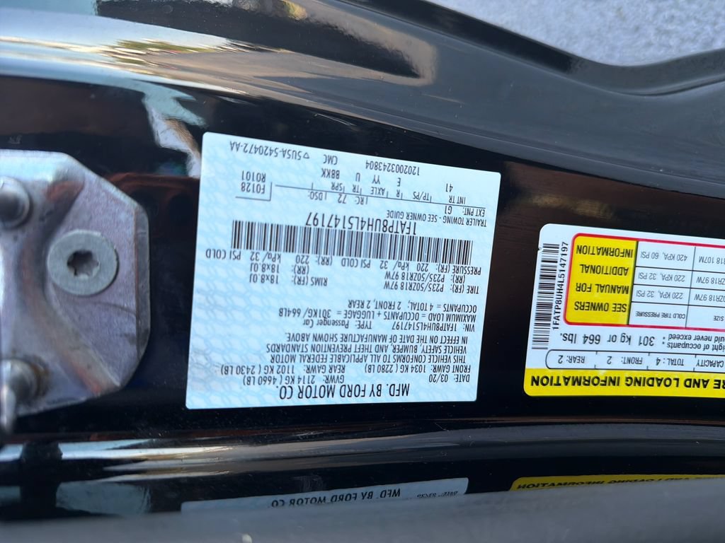 Used 2020 Ford Mustang Premium RWD image 23