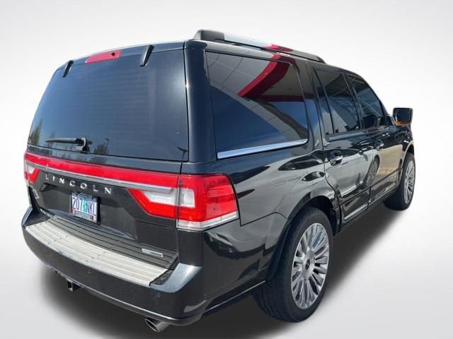 Used 2015 Lincoln Navigator 2WD w/ Equipment Group 101A Reserve image 11