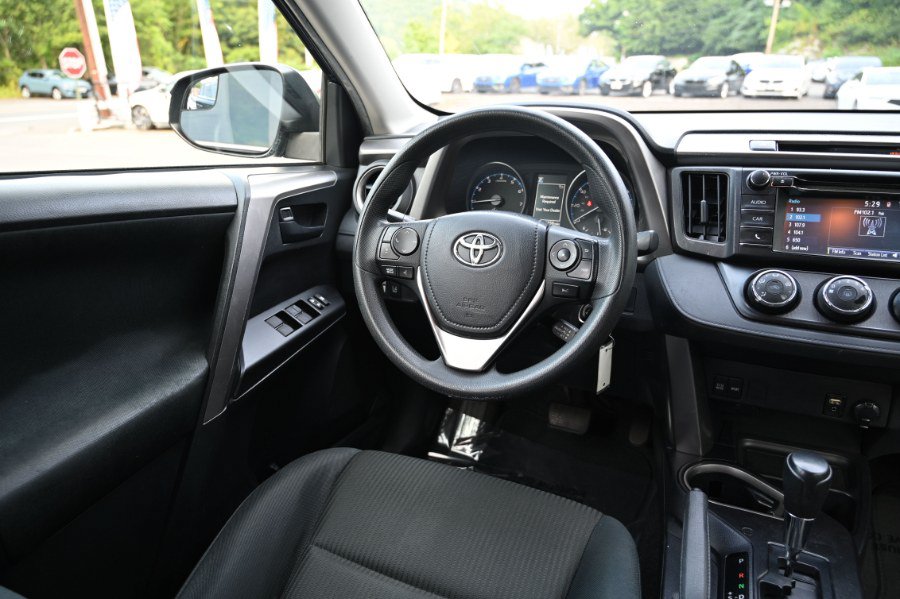 Used 2017 Toyota RAV4 LE w/ Carpet Mat Package AWD/4WD image 9