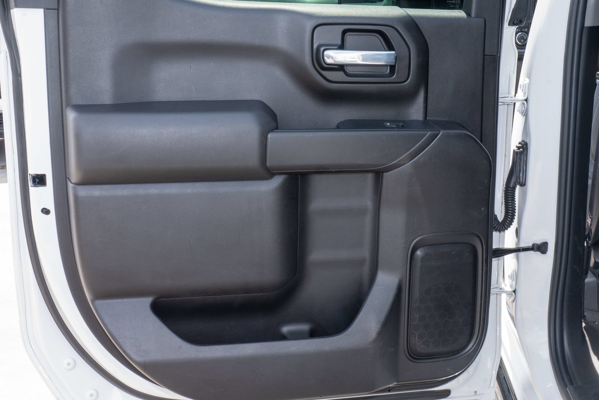 Used 2021 Chevrolet Silverado 1500 LT RWD image 11